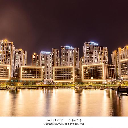 Lotte Castle Marina Lejlighedshotel Yeosu Eksteriør billede