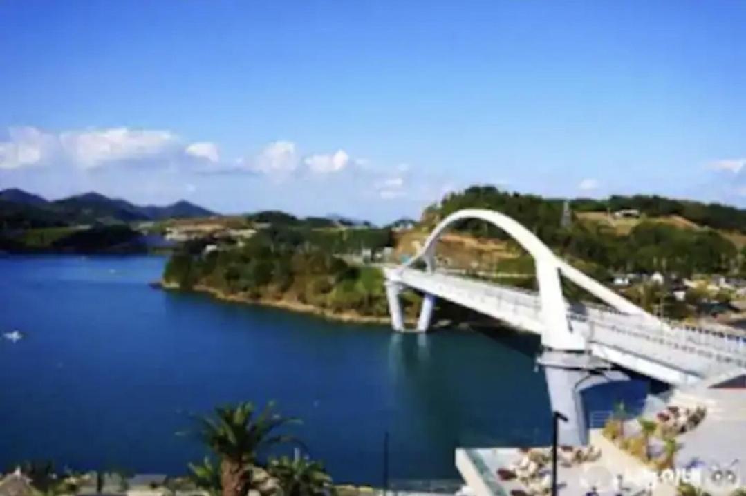 Lotte Castle Marina Lejlighedshotel Yeosu Eksteriør billede